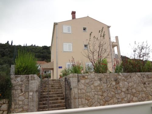 Gallery image of Apartments and rooms by the sea Lopud, Elafiti - 14013 in Lopud Island