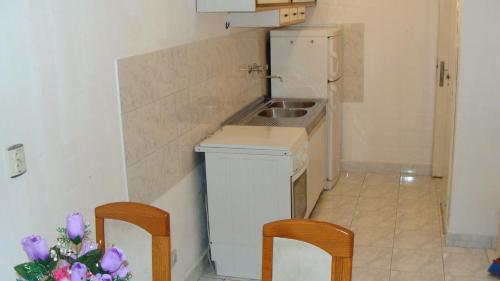 Apartments with WiFi Split - 14016