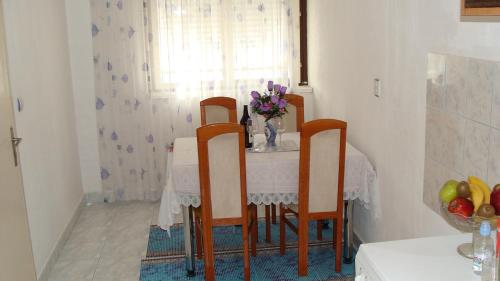 Apartments with WiFi Split - 14016