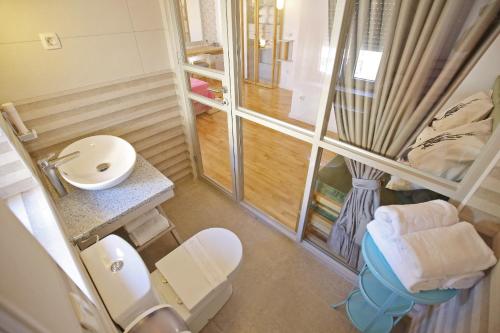 Apartments and rooms with WiFi Zadar - 14030
