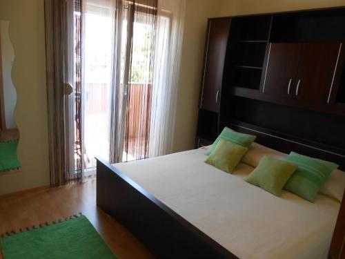 Studio Okrug Gornji 13859a