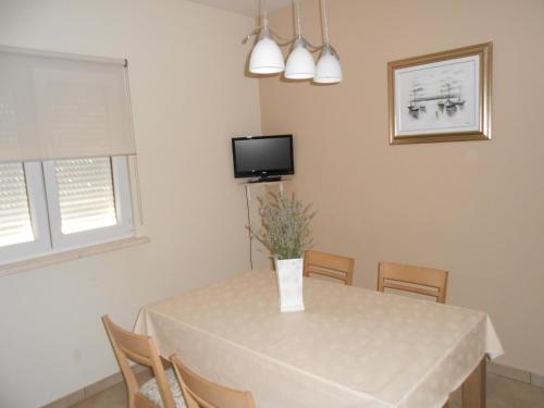 Studio Okrug Gornji 13859a