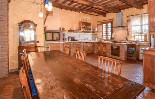 Η κουζίνα ή μικρή κουζίνα στο Nice Home In Civitella D'agliano