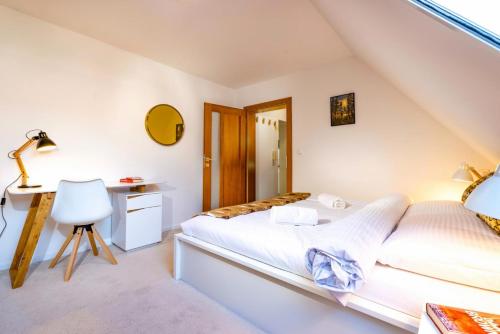 Postel nebo postele na pokoji v ubytování TATRYSTAY Cactus Cozy Apartments Tatry view