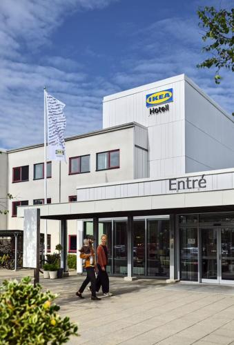 IKEA Hotell, Elmhultas – atnaujintos 2022 m. kainos