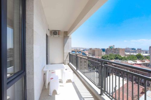 Balkoni atau teres di Apart-hotel on Koghbatsi 16