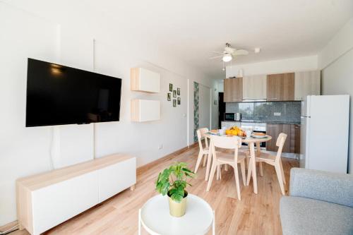 Charming seaside and terasse in Playa paraiso by Olax Rentals