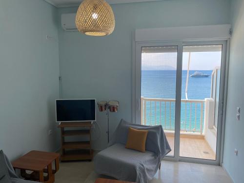 Iris Sunset Suite