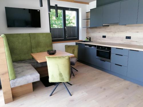 Η κουζίνα ή μικρή κουζίνα στο Lebenskraft-Apartments
