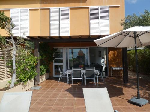 Patio nebo venkovní prostory v ubytování Bahía de les Bassetes