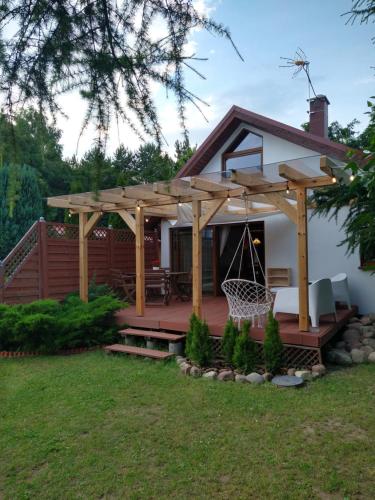 "Pod Świerkami" domek letniskowy Kubuś 2 Wisełka-Domek z kominkiem- 3 sypialnie, salon, kuchnia