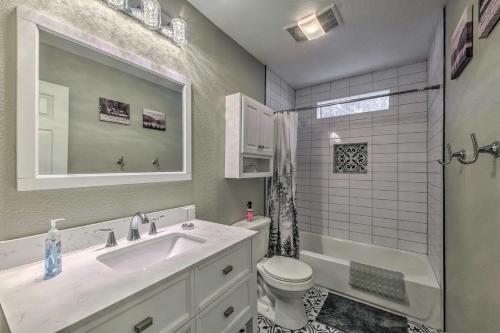 A bathroom at Dreamy, Family-Friendly Cloudcroft Townhome!
