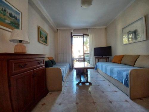 Apartments by the sea Novigrad - 7335