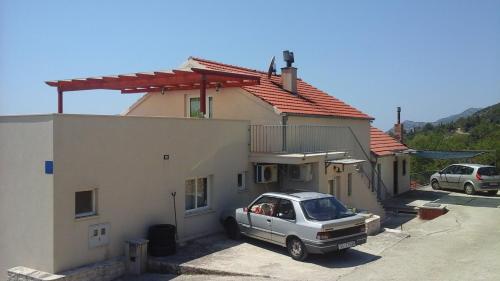 Apartments with parking space Kuciste, Peljesac - 14107