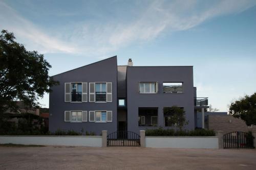 Family-friendly apartments with swimming pool Verunic, Dugi otok - 14286