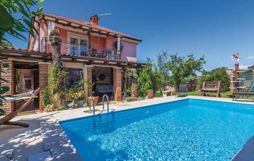 Family-friendly apartments with swimming pools Fratrici, Umag - 14384