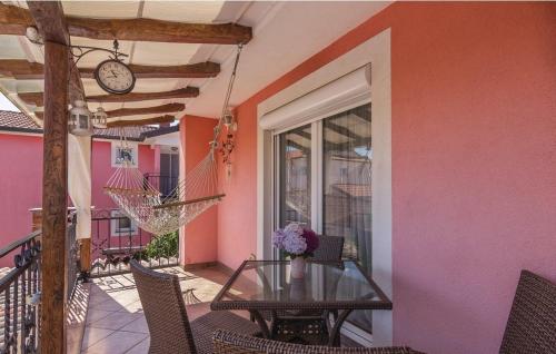 Apartment Fratrici 14384b
