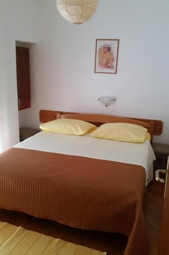 Apartments with WiFi Rab - 14427