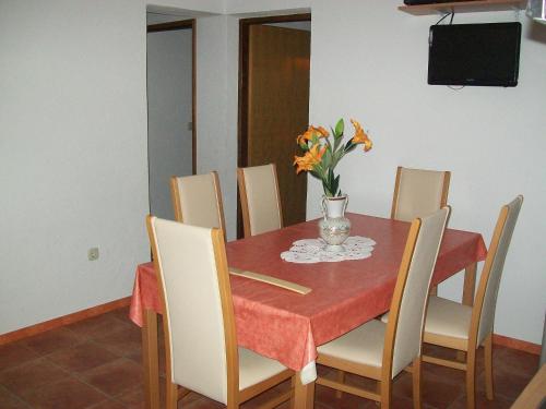 Apartments with a parking space Starigrad, Paklenica - 14507