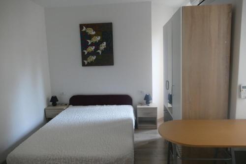 Apartments with a parking space Makarska - 14560