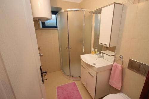 Holiday house with a parking space Kirmenjak, Porec - 16515