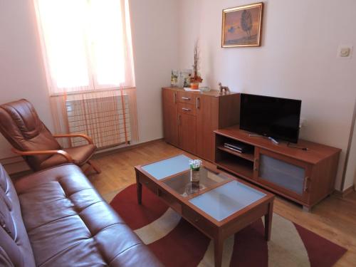 Apartments with parking space Biograd na Moru, Biograd - 16561