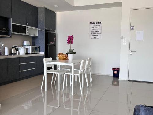 Dapur atau dapur kecil di Condostay at Bangi