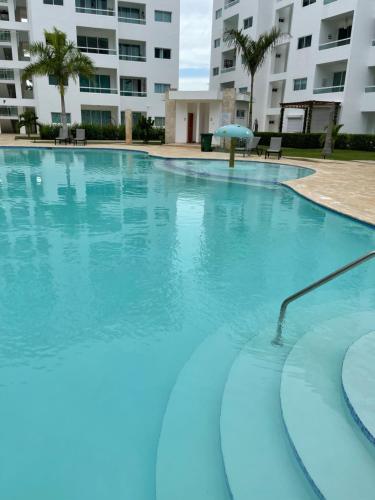 Bazén v ubytování Bonito Apartamento Cerca de la Playa nebo v jeho okolí