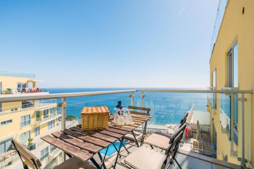 Sesimbra Sunshine Cliffs
