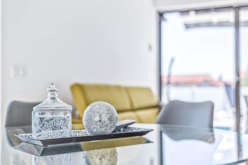 Villa Aliara Jacuzzi Apartment – Photos 5