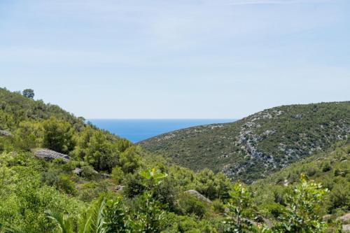 Gallery image of Rural house Pikola with sea view on Vis Island in Komiža