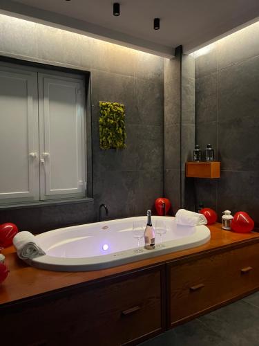 ORLANDO relais