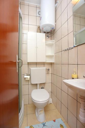 Apartments with WiFi Split - 16910