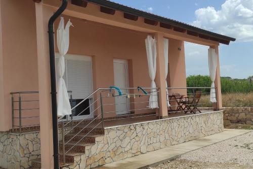 Fotografia z galérie ubytovania Holiday house with a parking space Ljubac, Zadar - 16964 v destinácii Ljubač