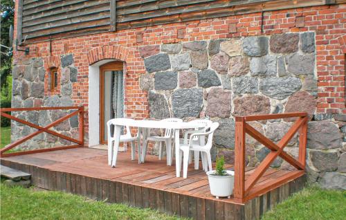 Fotografia z galérie ubytovania Pet Friendly Apartment In Retowo 4 v destinácii Gardna Wielka