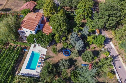 Fotografia z galérie ubytovania Family friendly house with a swimming pool Drum, Zagora - 16913 v destinácii Kamenmost