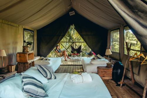 Postel nebo postele na pokoji v ubytování Otentic, Eco Tent Experience