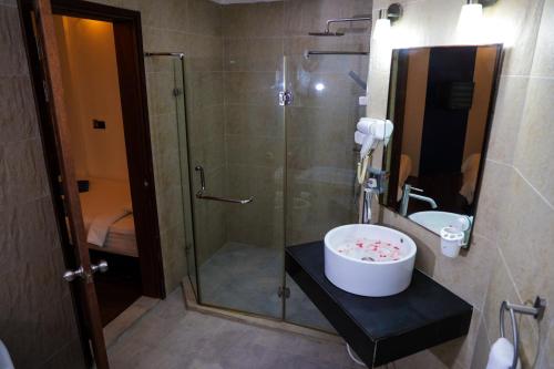 Ein Badezimmer in der Unterkunft Palm Residence