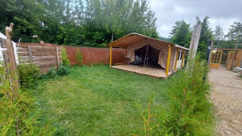 Gallery image of Dream Glamping-Wakacyjna Wioska-Namioty z ogrzewaniem in Bałtów
