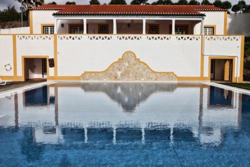 Kolam renang di atau dekat dengan Hotel Segredos De Vale Manso