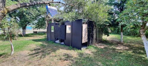 Gallery image of Secret Garden Camping in Bontida