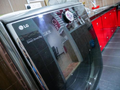 a close up of a toaster oven in a kitchen at Gather Here 62 5BR Town Center 5 Rooms in Taiping