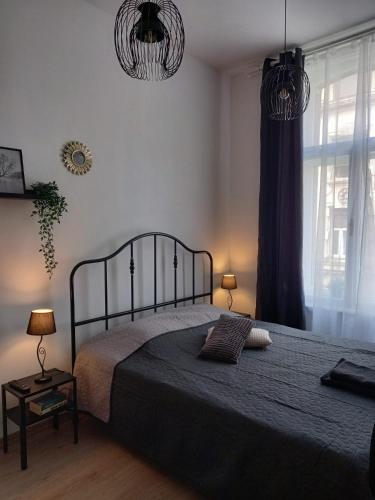 Black Queen & Countess Nera