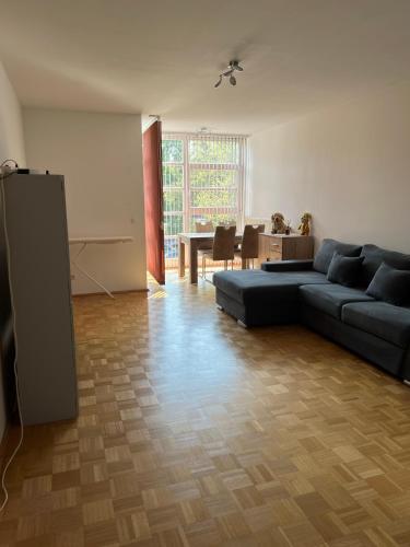 Aux Property - Apartment am Rennplatz