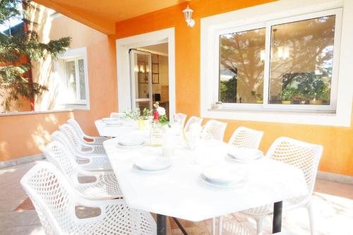 Apartmant with pool – Photos 5