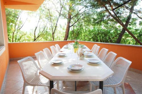 Apartmant with pool – Photos 3