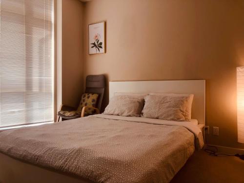 Cozy townhouse 3minutes walking to city centre&skytrain