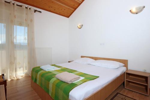 Apartments by the sea Supetarska Draga - Gonar, Rab - 18650