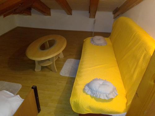 Apartments with WiFi Rijeka - 18659