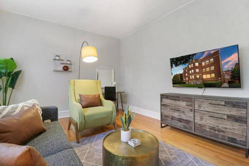 埃文斯顿1BR Simple & Roomy Apartment in Evanston - Hinman S3的相册照片